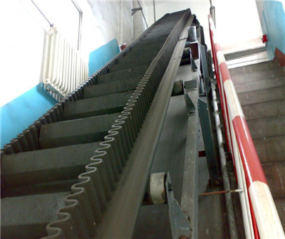 西安大傾角皮帶輸送機(jī)好品質(zhì)，值得推薦